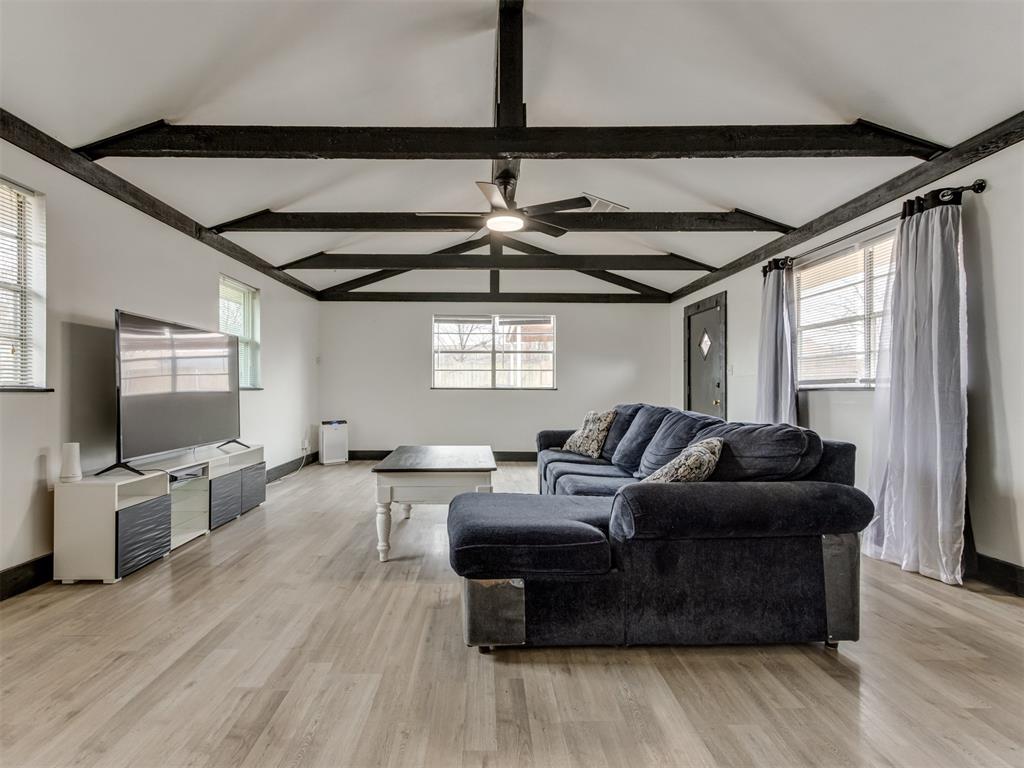 5924 NW 62nd Terrace