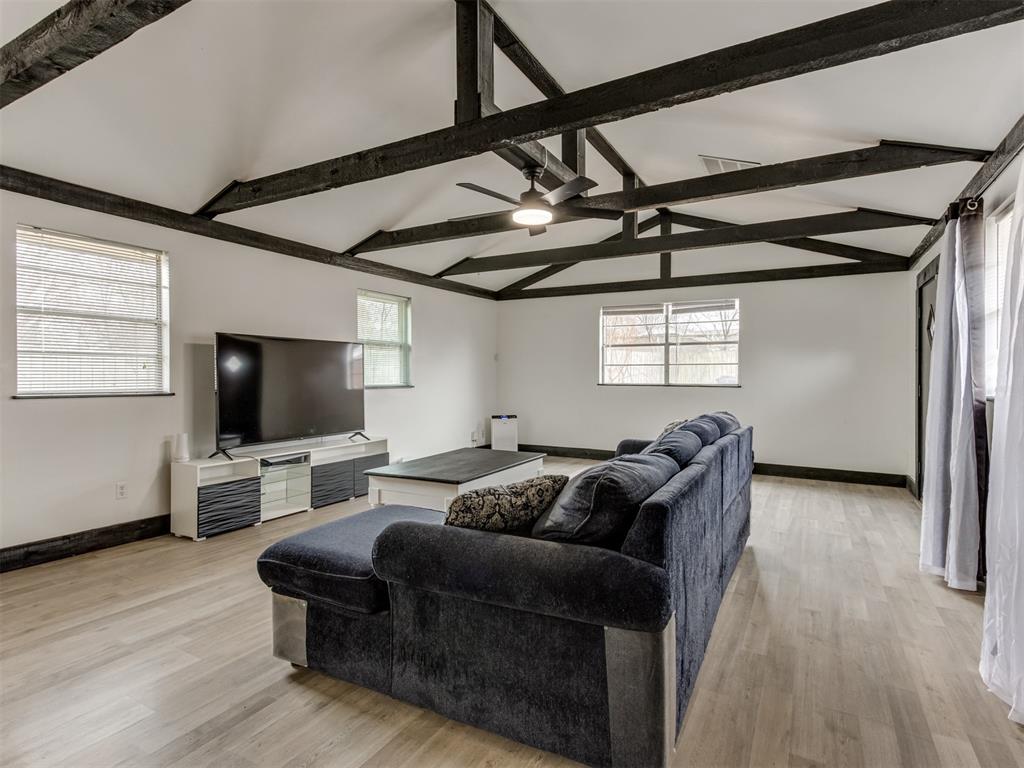 5924 NW 62nd Terrace