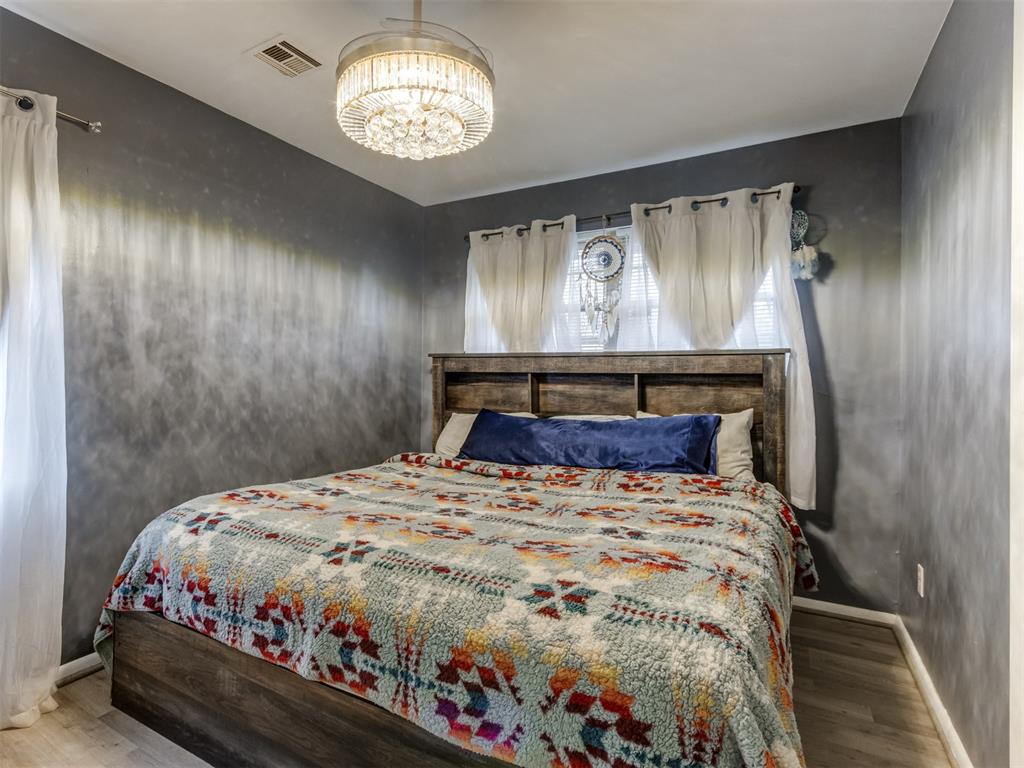 5924 NW 62nd Terrace