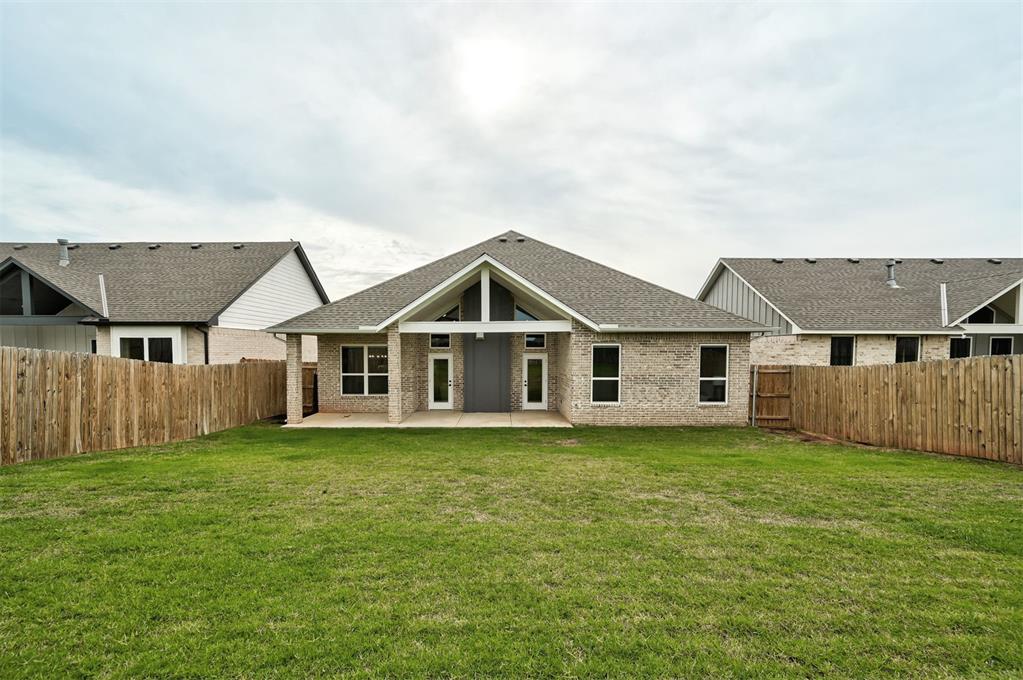 15905 Capri Lane