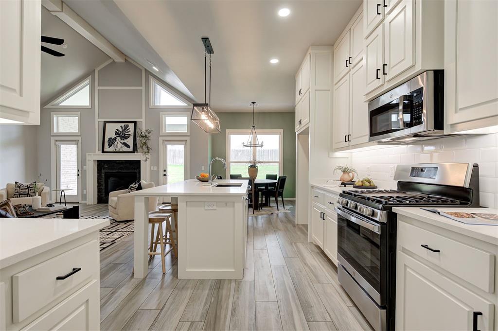15905 Capri Lane