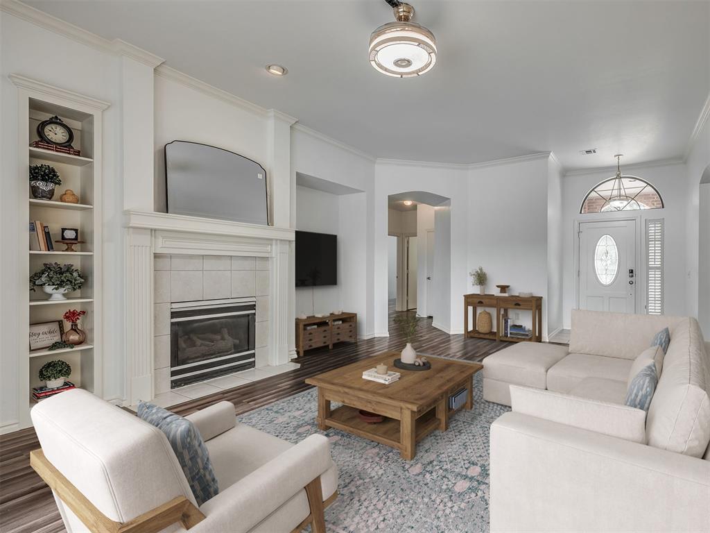 733 Longmeadow Lane