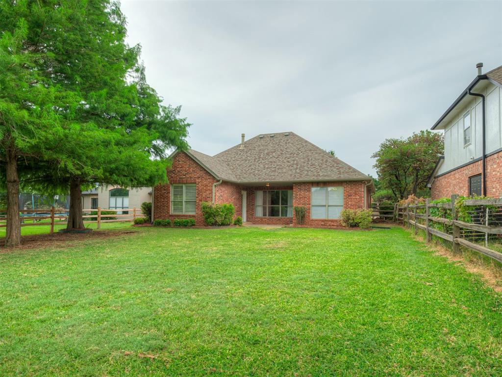 733 Longmeadow Lane