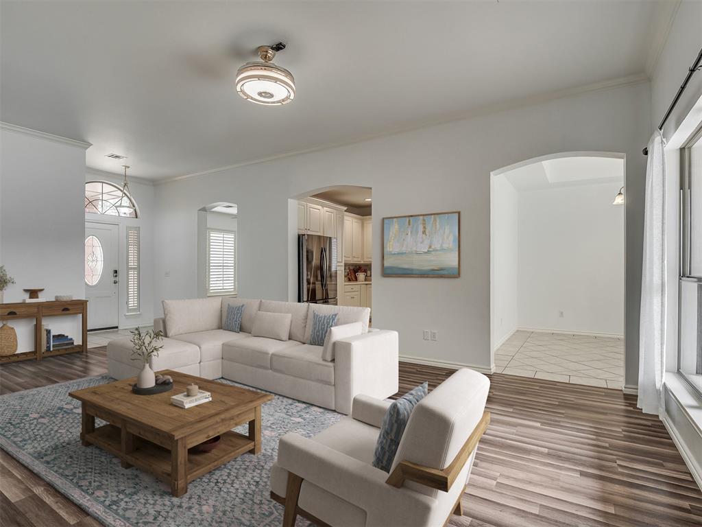733 Longmeadow Lane