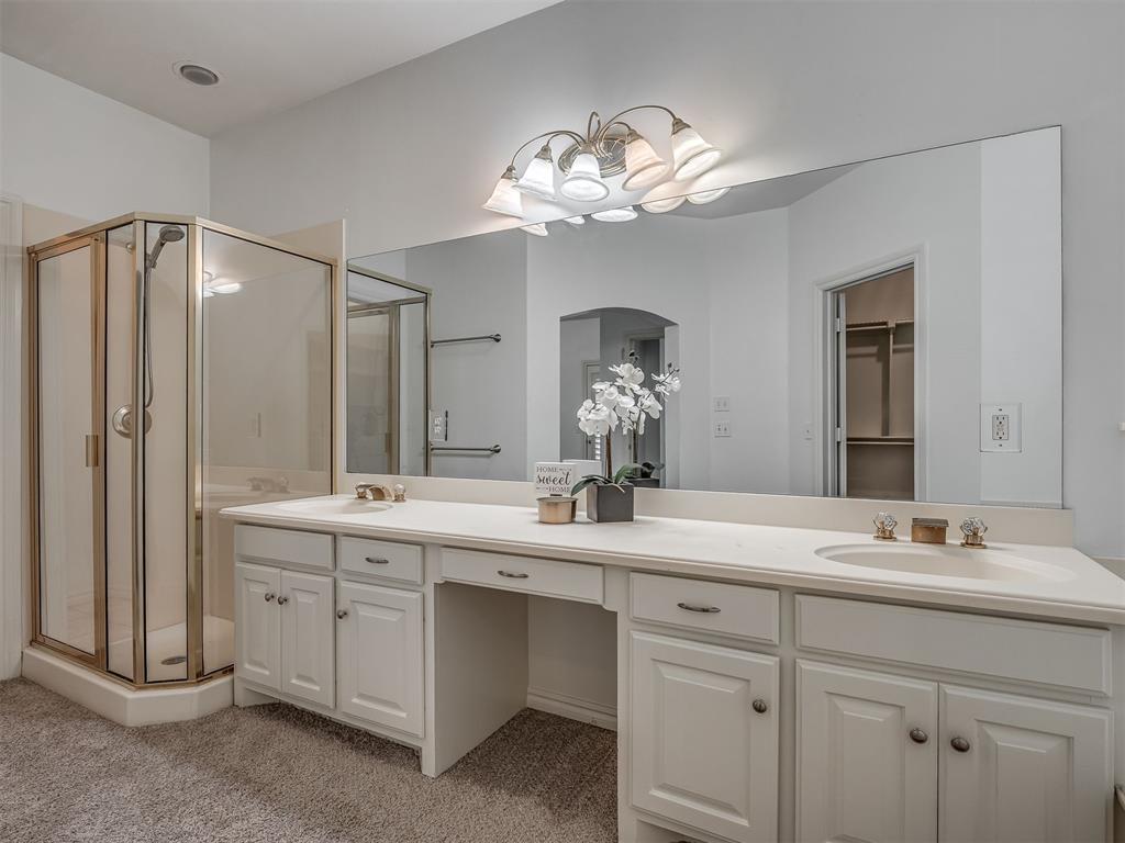 733 Longmeadow Lane