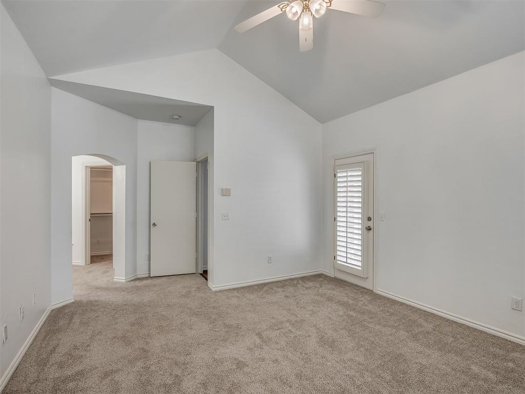 733 Longmeadow Lane