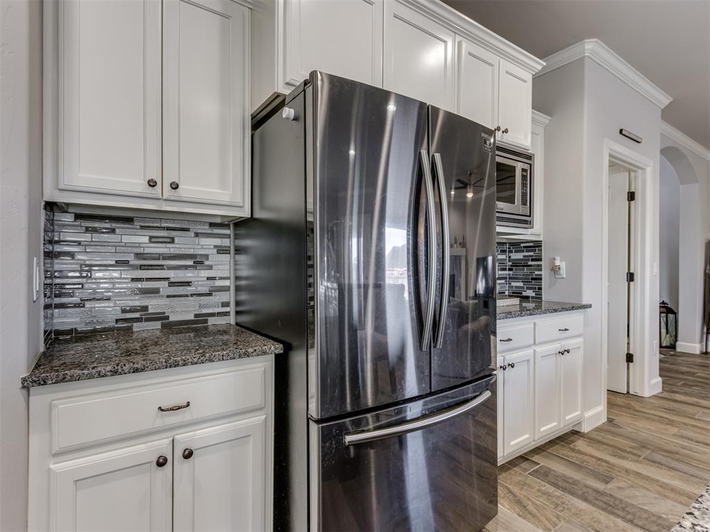 6504 Bent Wood Drive