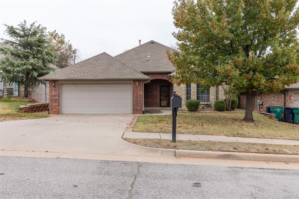 13920 Oxford Drive