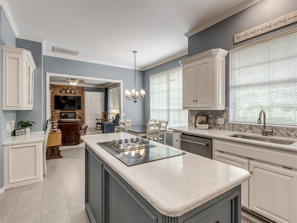 3016 Kingwood Drive