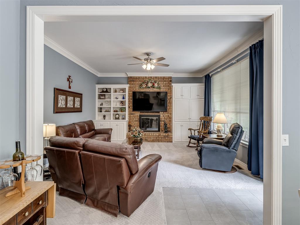 3016 Kingwood Drive