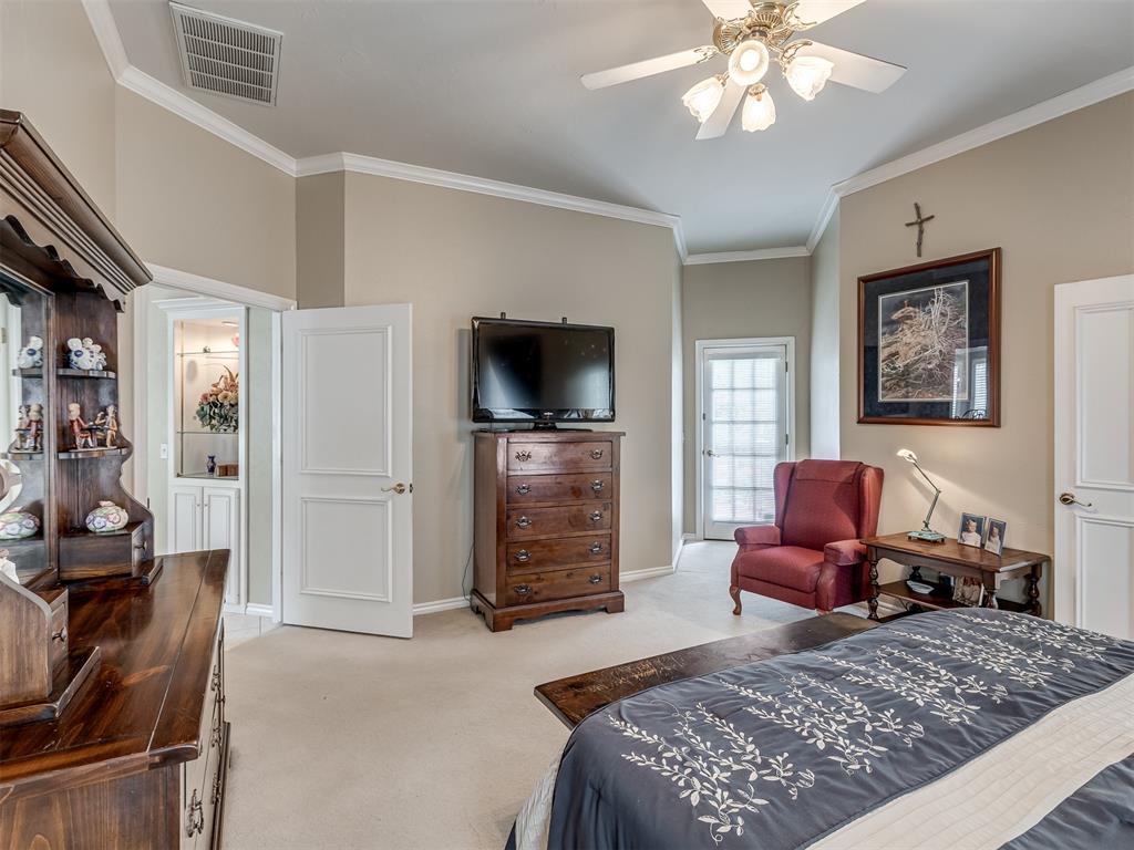 3016 Kingwood Drive