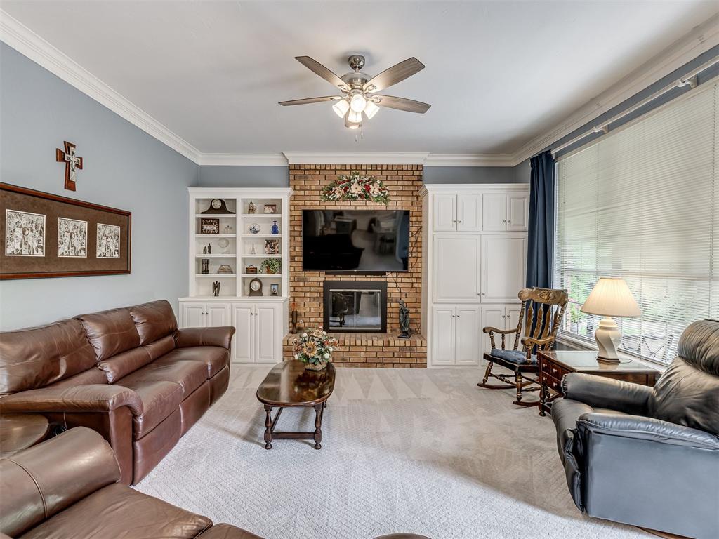 3016 Kingwood Drive