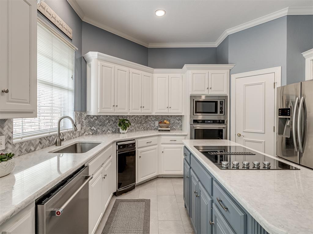 3016 Kingwood Drive