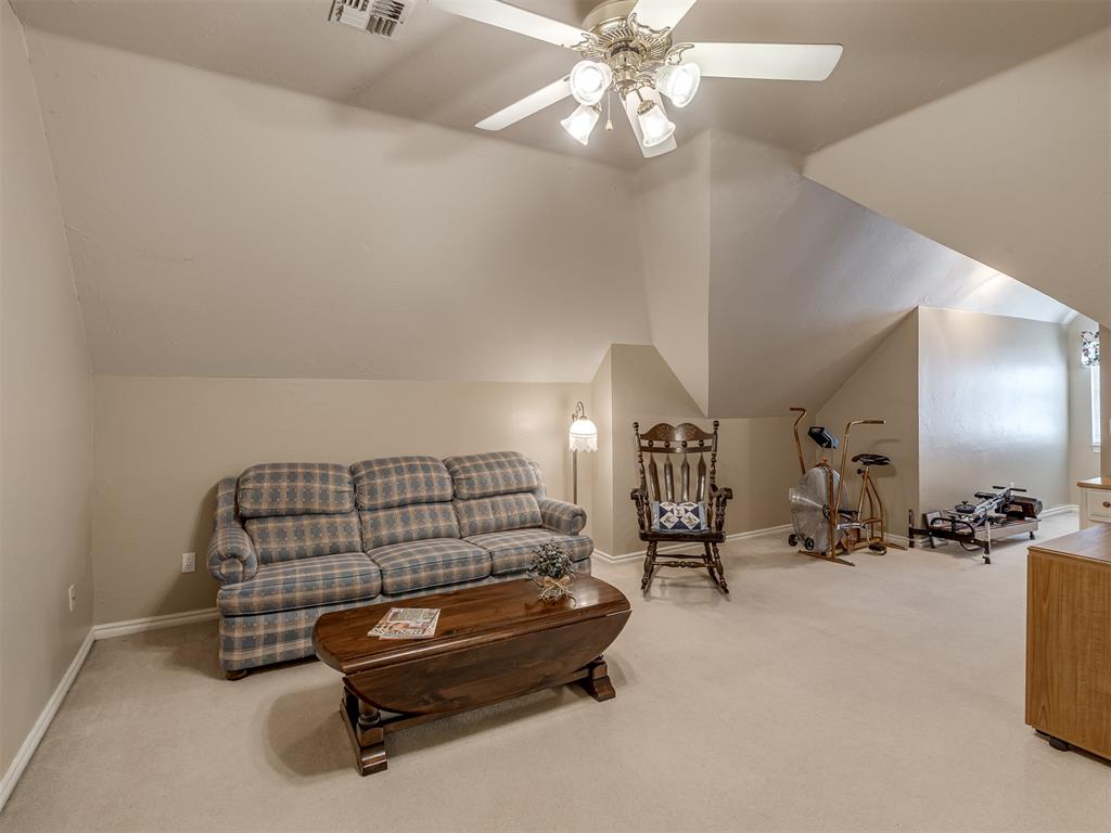 3016 Kingwood Drive