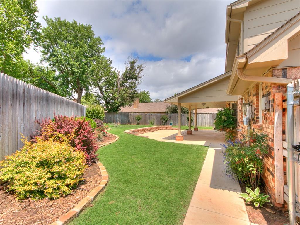 9321 Lansbrook Lane