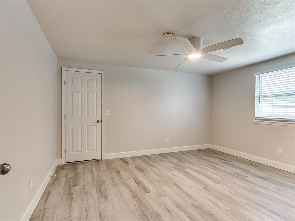 9321 Lansbrook Lane