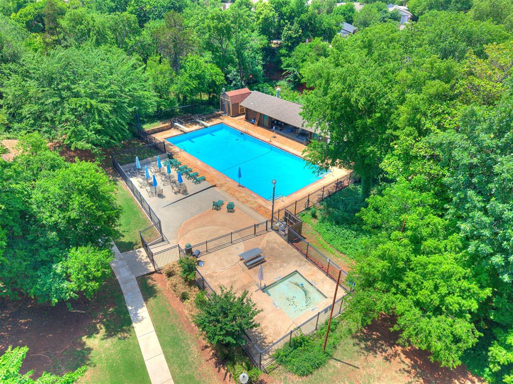 9321 Lansbrook Lane