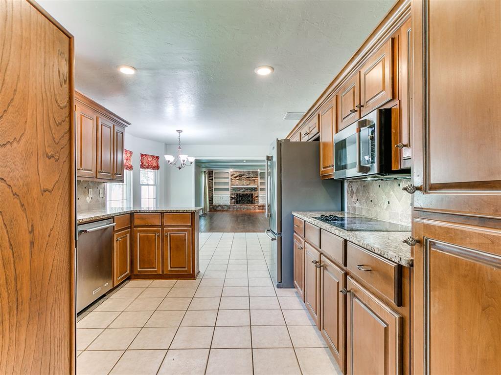 9321 Lansbrook Lane