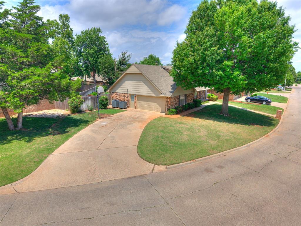 9321 Lansbrook Lane