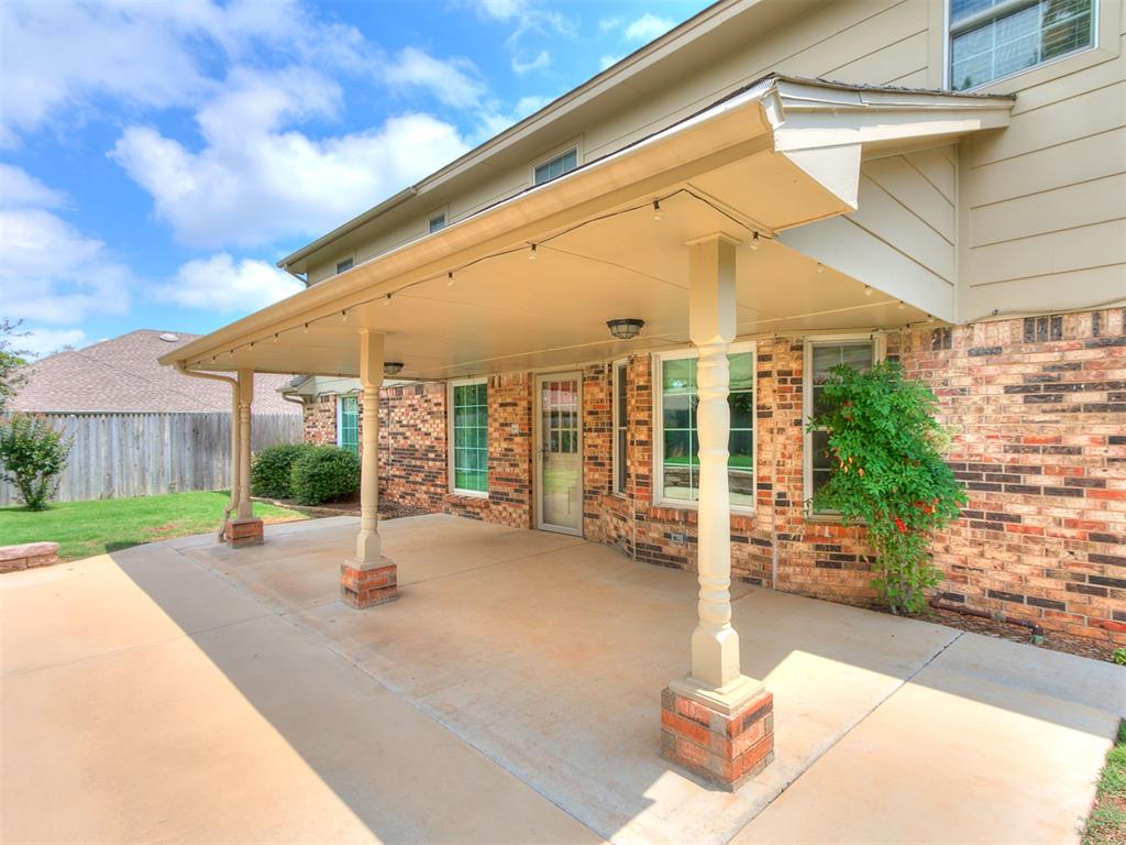 9321 Lansbrook Lane