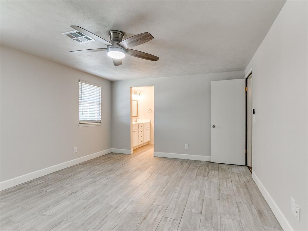 9321 Lansbrook Lane