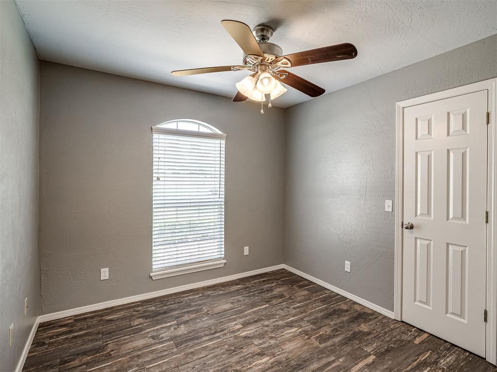 4445 Oak Hill