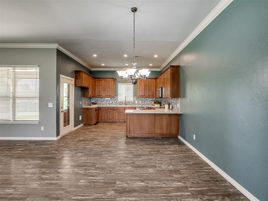 4445 Oak Hill
