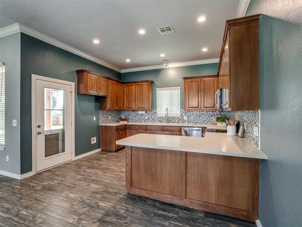 4445 Oak Hill