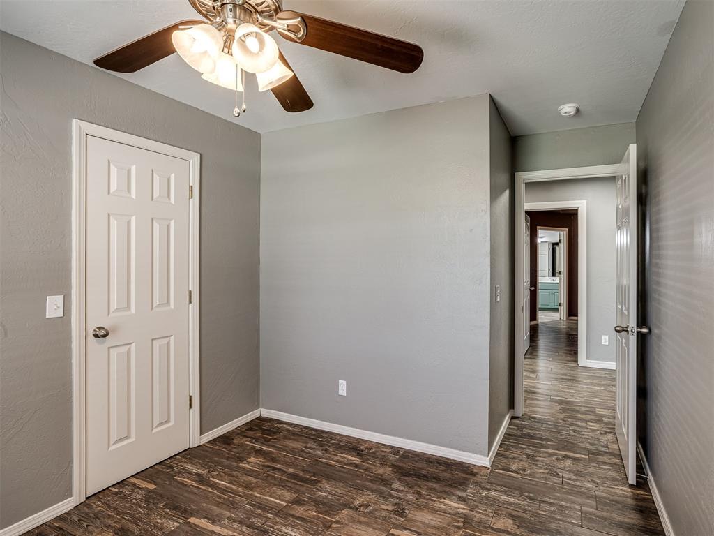 4445 Oak Hill