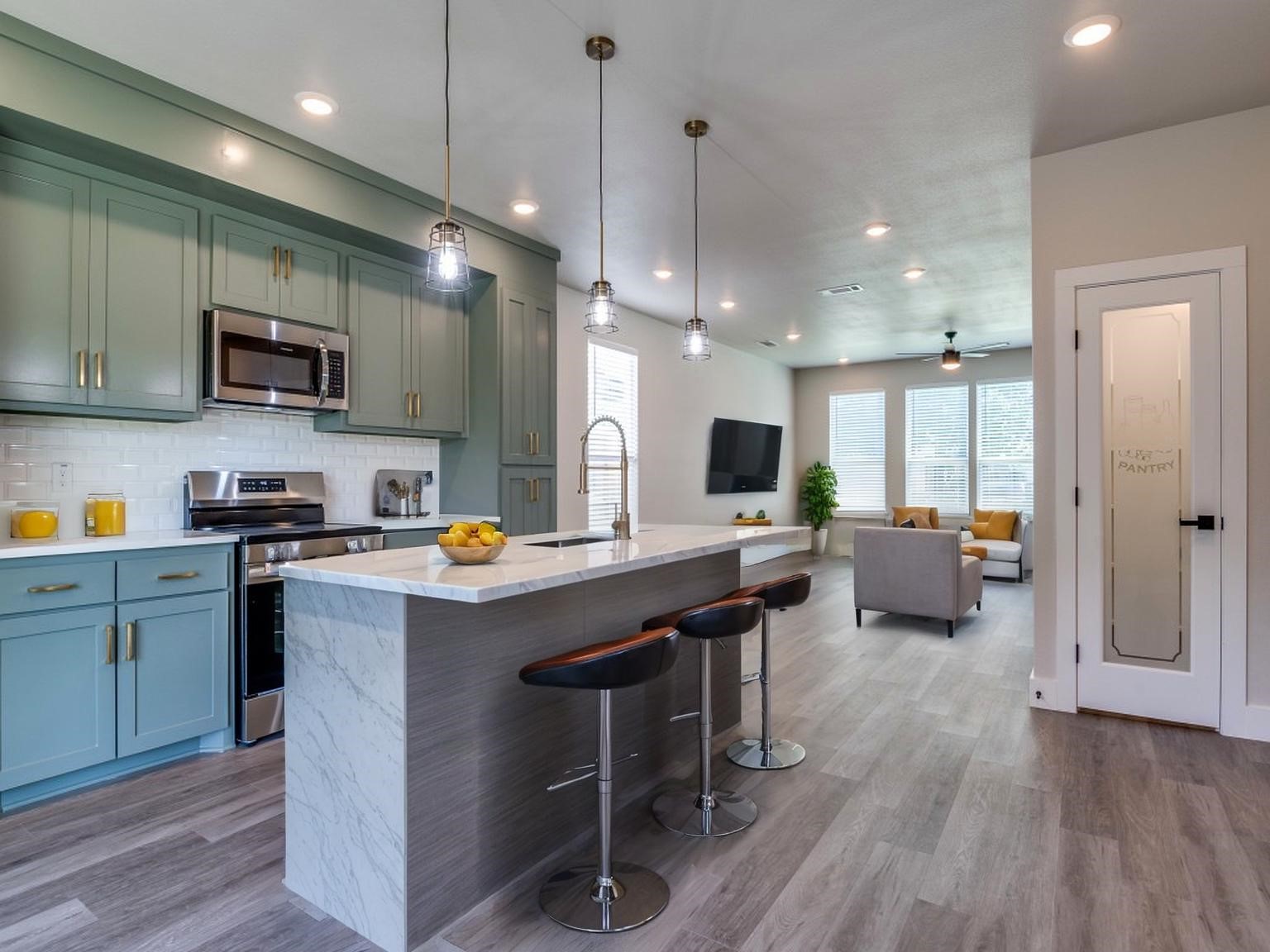 2108 Marshall Street