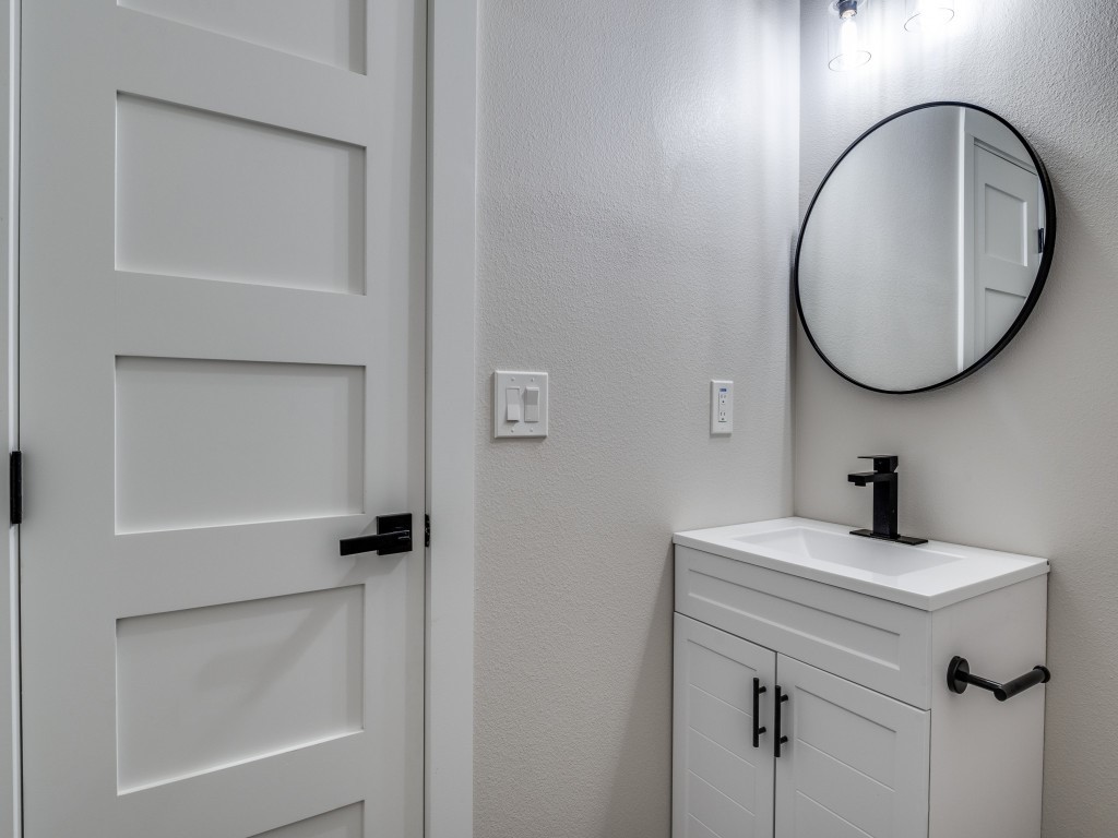 2108 Marshall Street