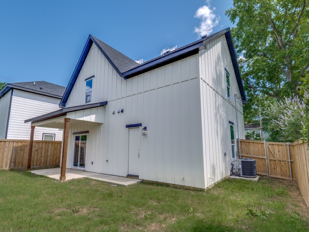 2108 Marshall Street