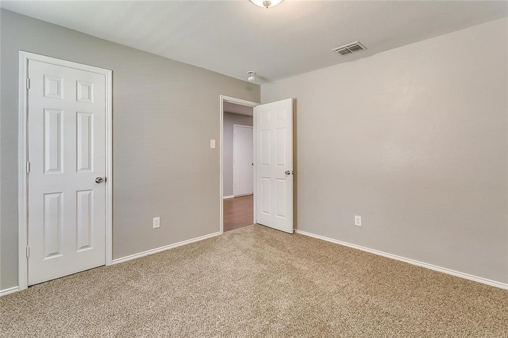 909 Poncho Lane