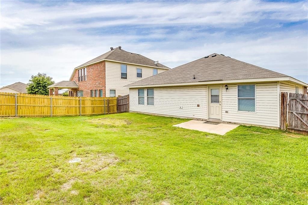 909 Poncho Lane