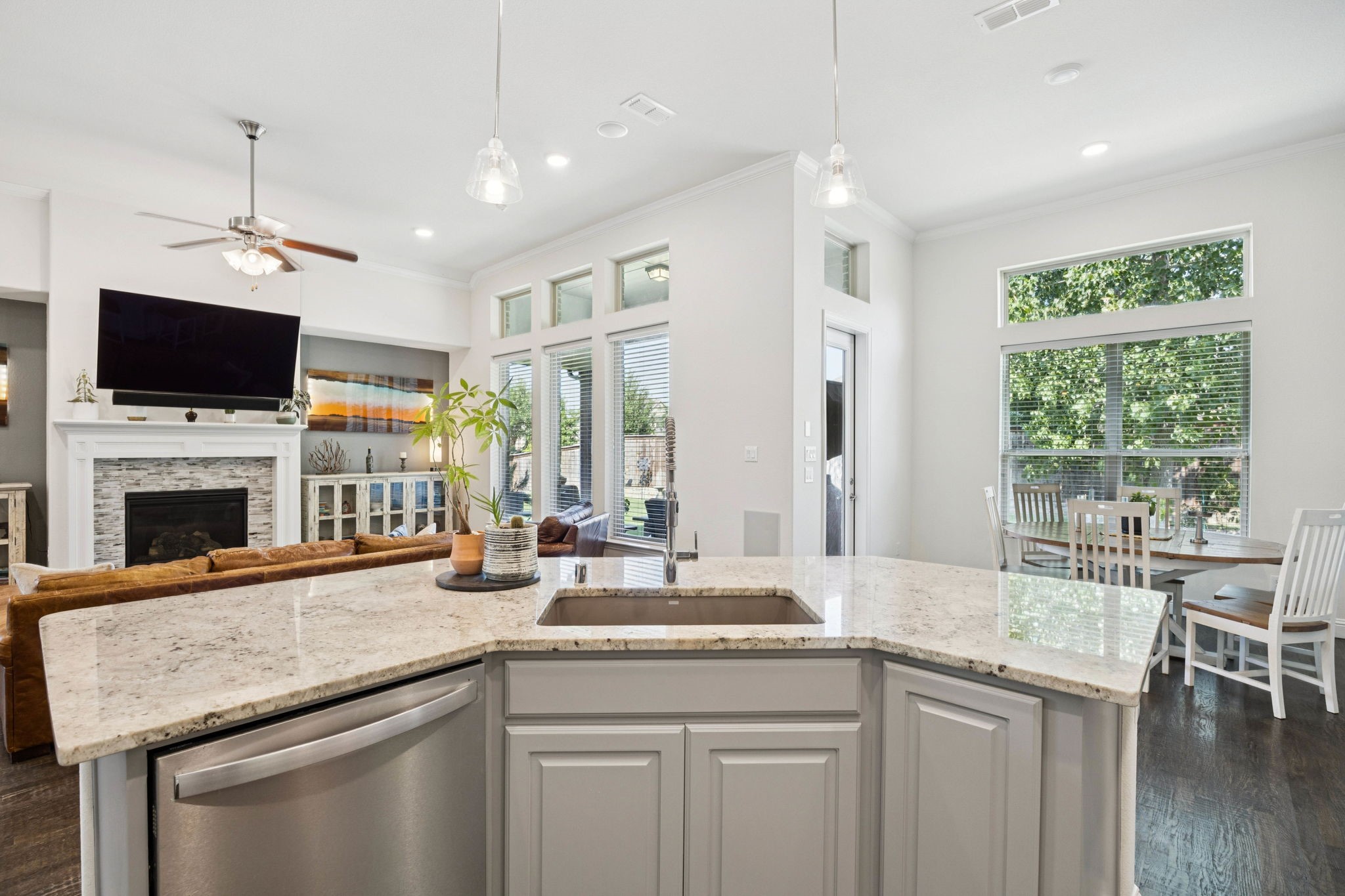 11422 Teresa Lane