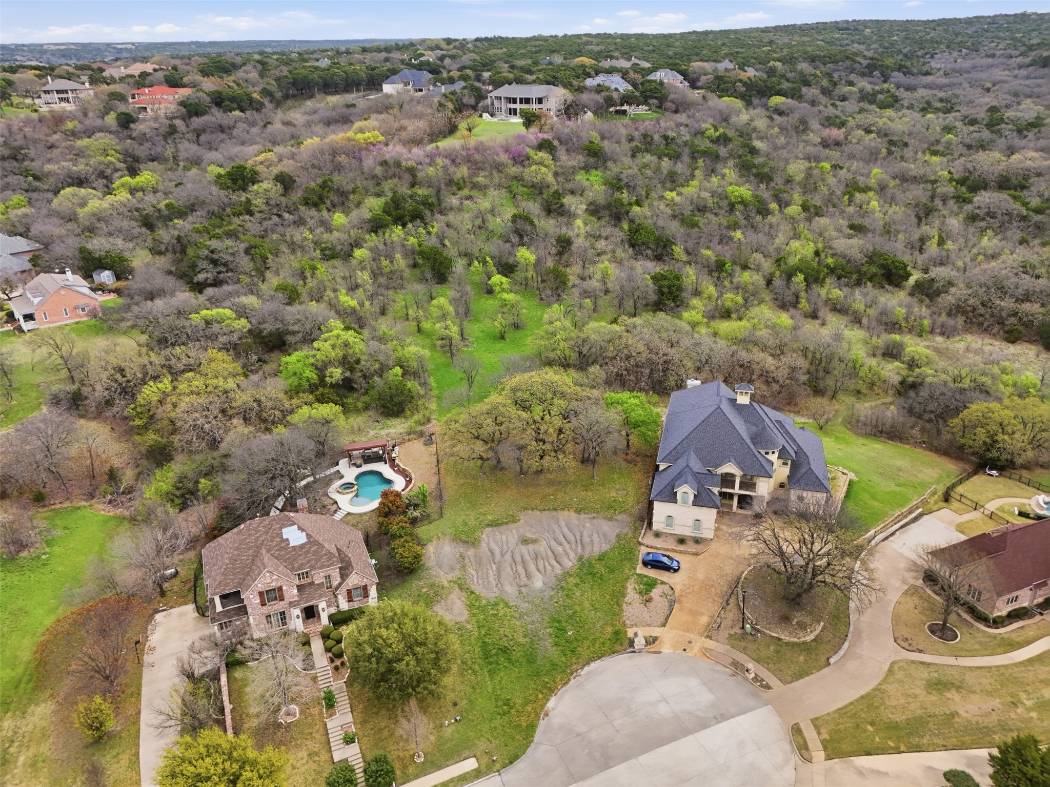 2605 Whispering Oaks Cove