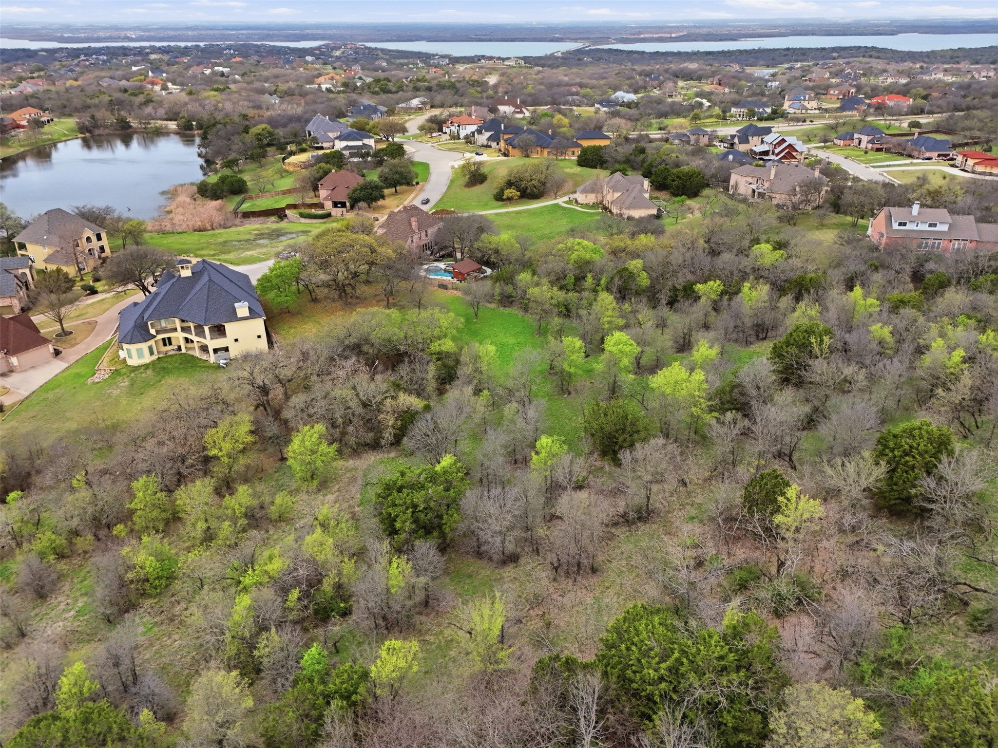 2605 Whispering Oaks Cove