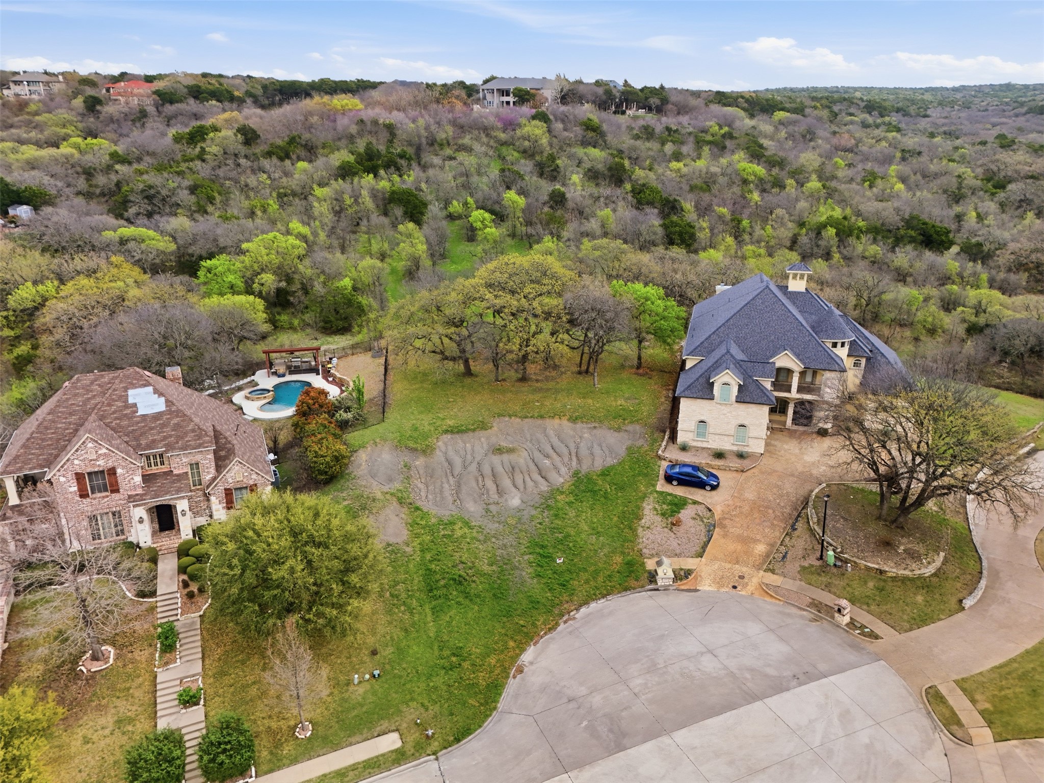 2605 Whispering Oaks Cove
