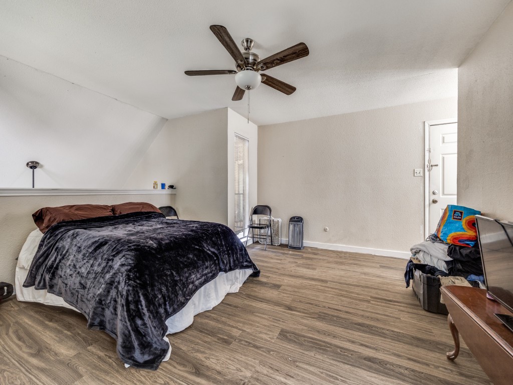 9809 Walnut Street 203