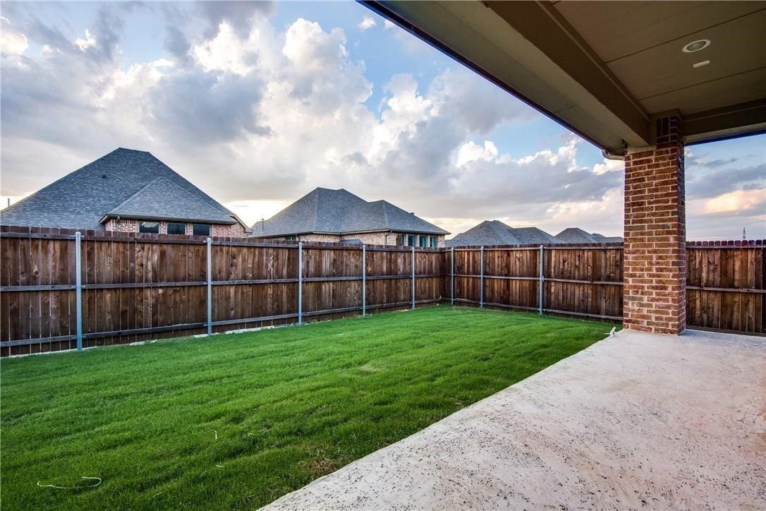 2612 Walnut Creek Lane
