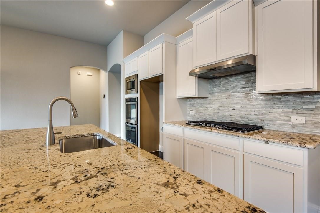 2612 Walnut Creek Lane