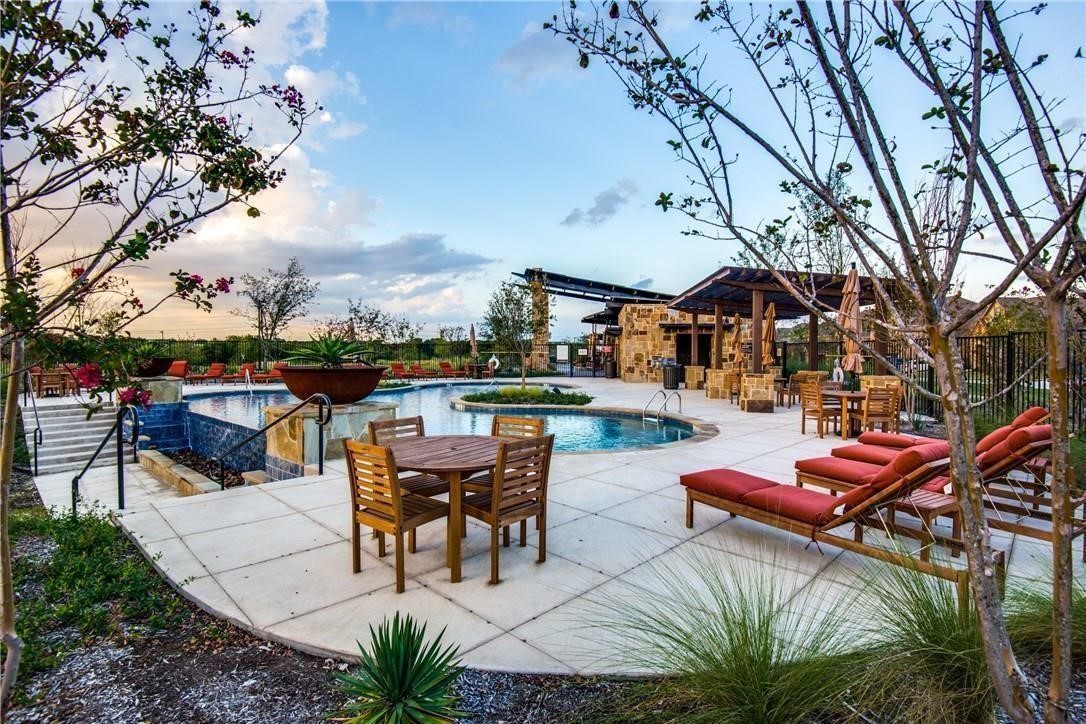 2612 Walnut Creek Lane