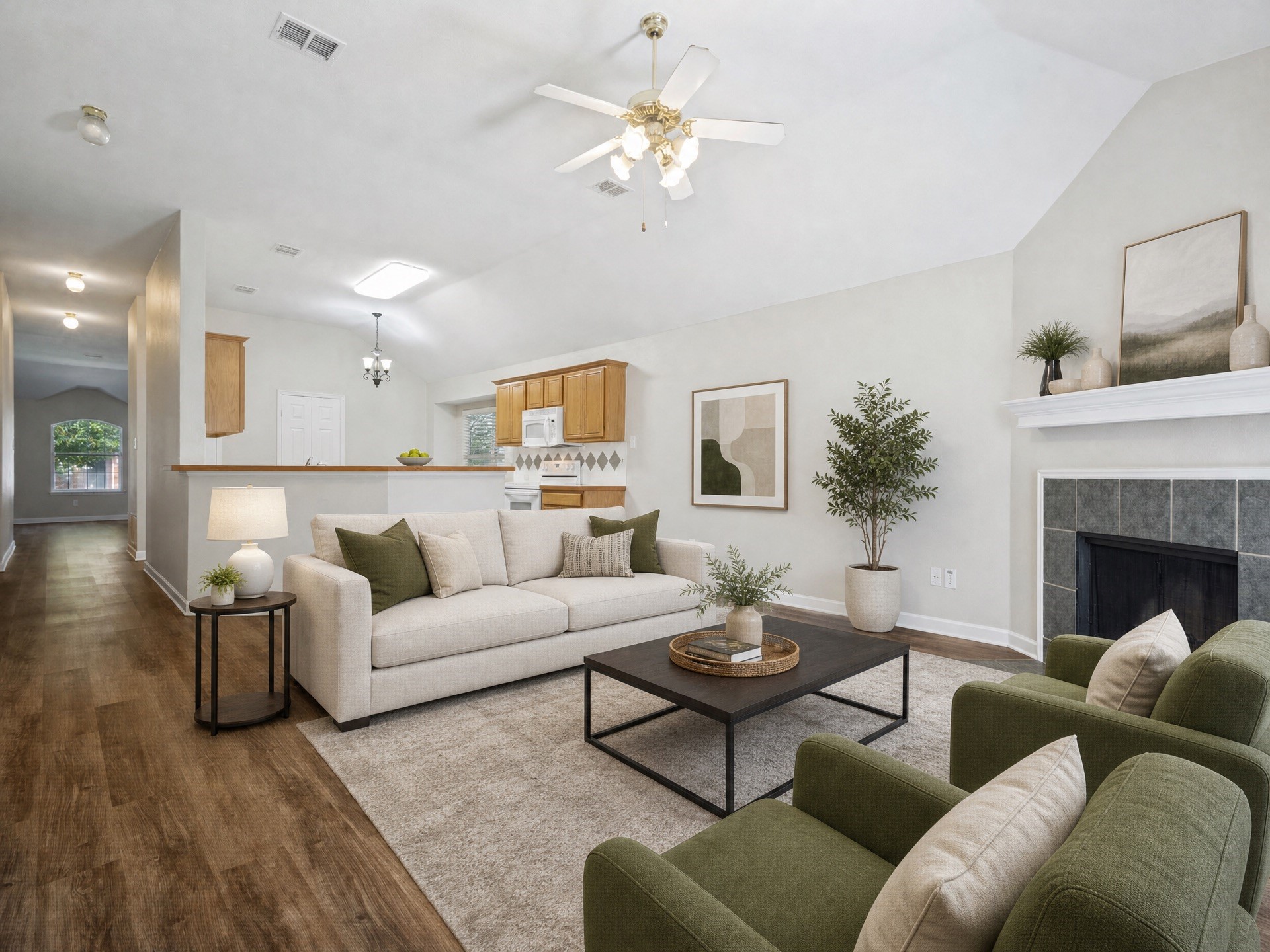11916 Hickory Circle