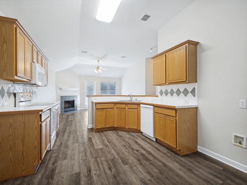 11916 Hickory Circle