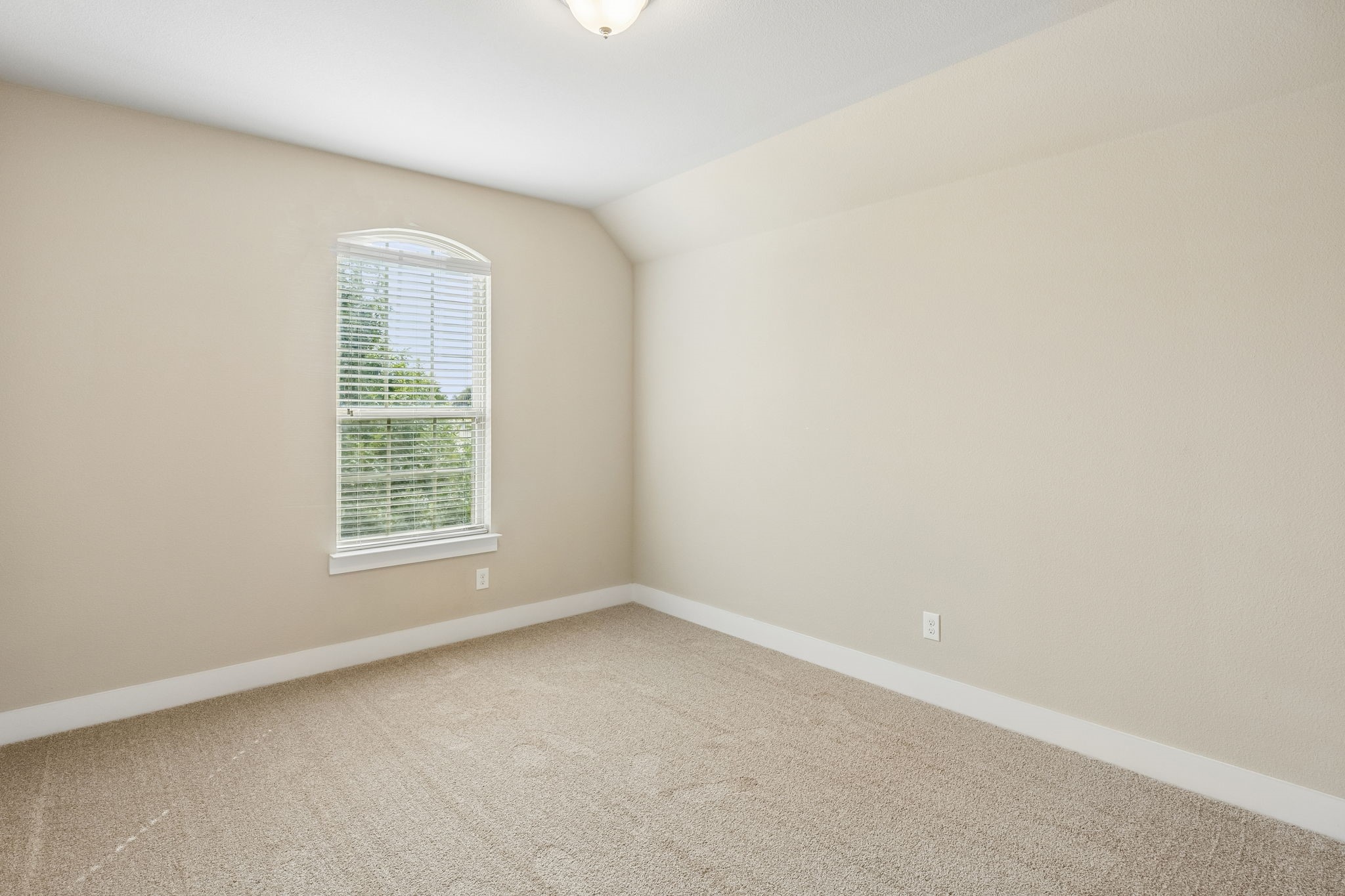 1605 Hardeman Lane