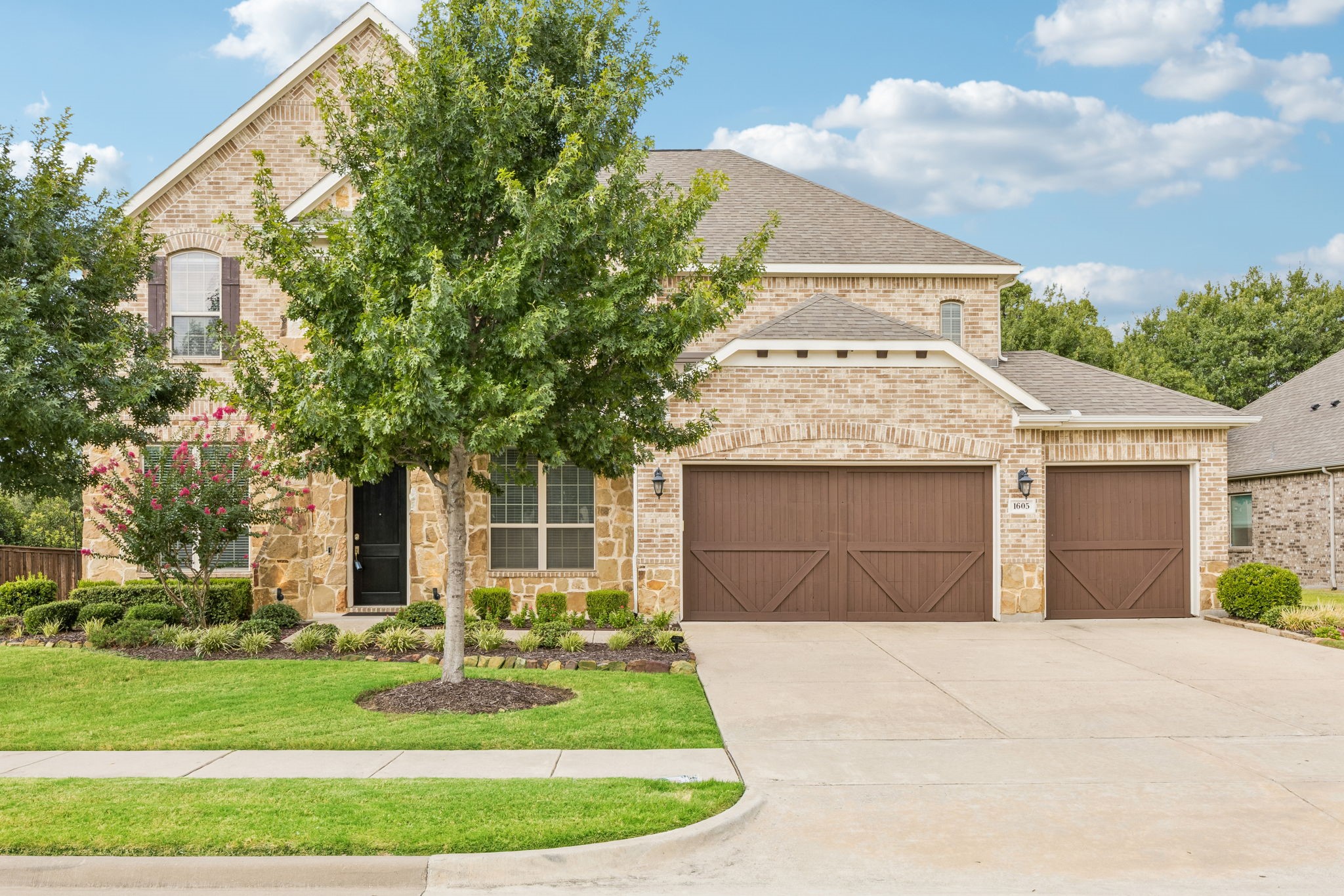 1605 Hardeman Lane