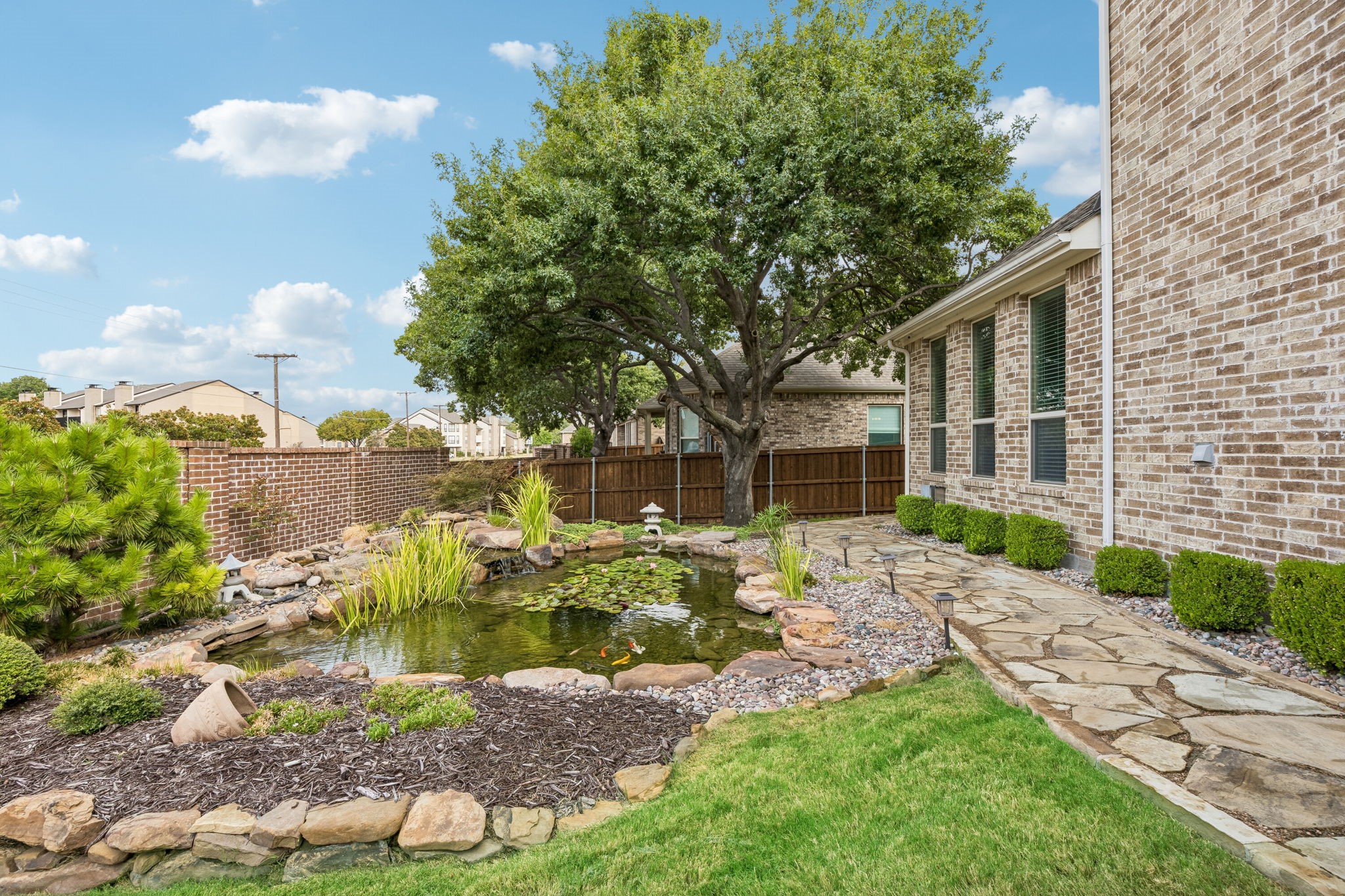 1605 Hardeman Lane