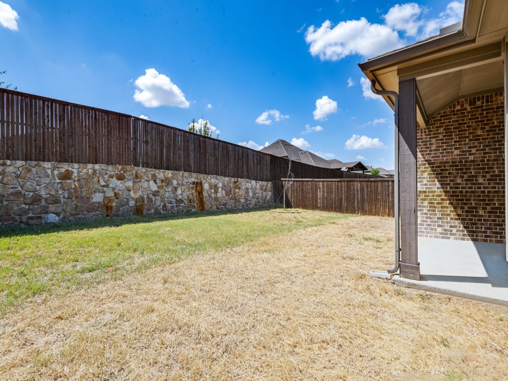 1267 Binfield Drive