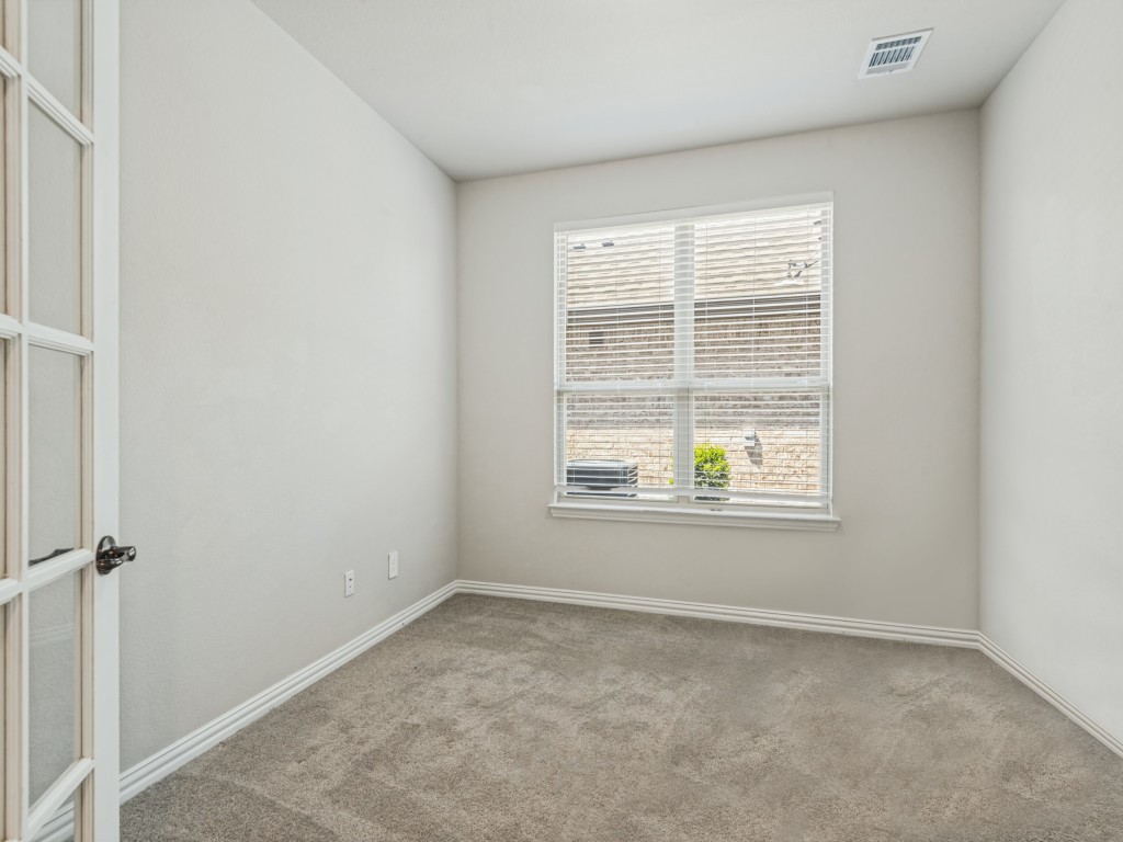 1267 Binfield Drive