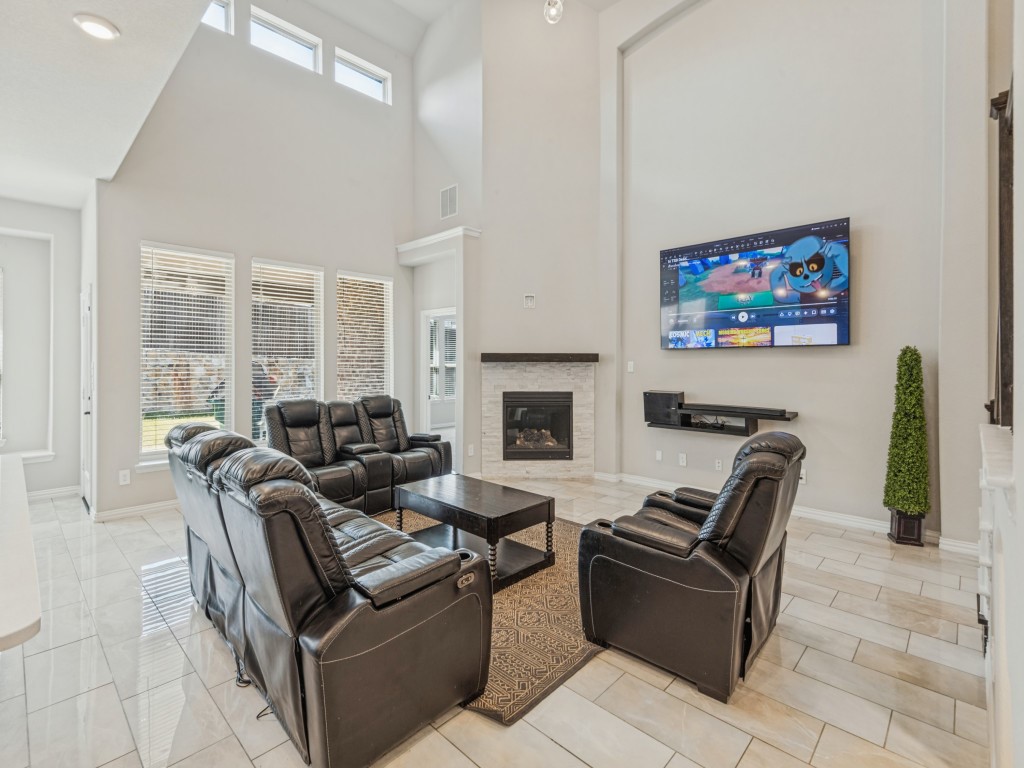 1267 Binfield Drive